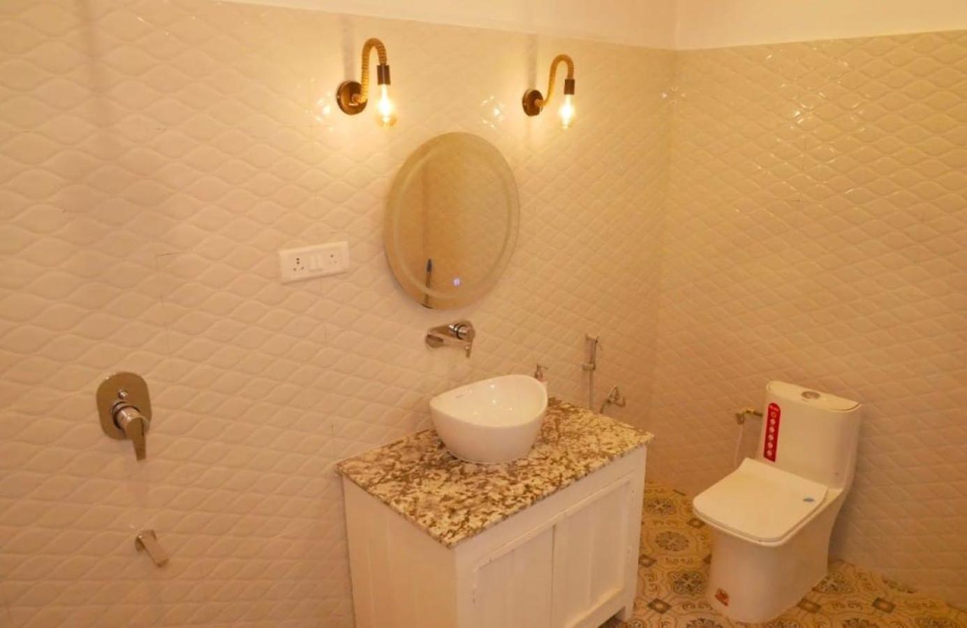 Janki Kunj Varanasi- 3 Room Home Dış mekan fotoğraf